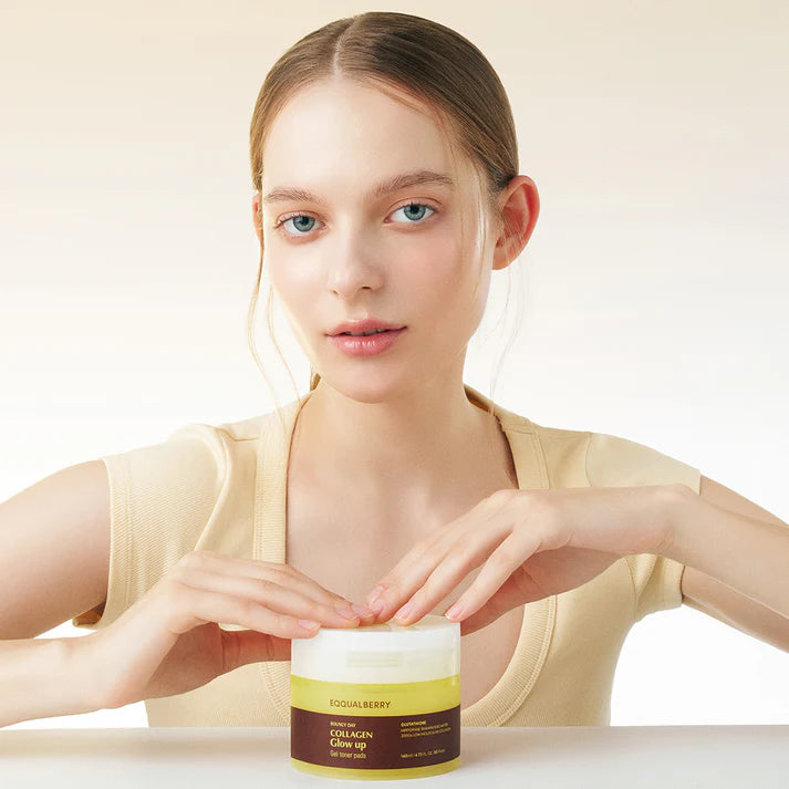 Collagen Glow Up Gel Toner Pads Collagen boost for a radiant tone-up  140ml / 4.73 FL. OZ. (60 Pads)