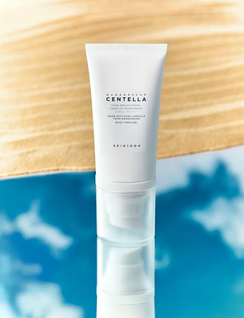 SKIN1004 Madagascar Centella Tone Brightening Tone-Up Sunscreen (SPF 50+ PA++++)